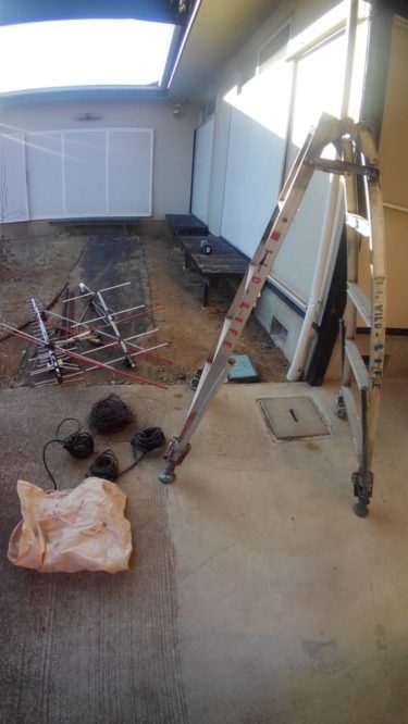 倒壊したアンテナの撤去・廃棄